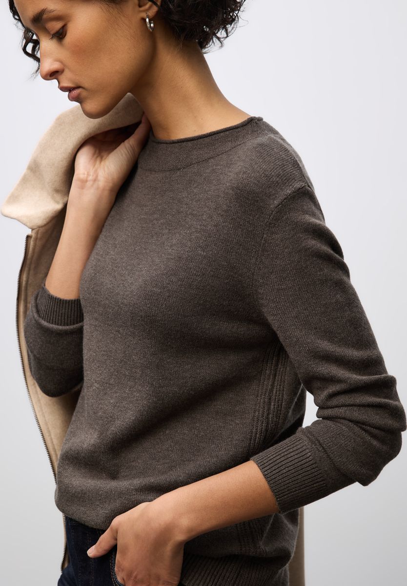 Pullover mit Rollkante