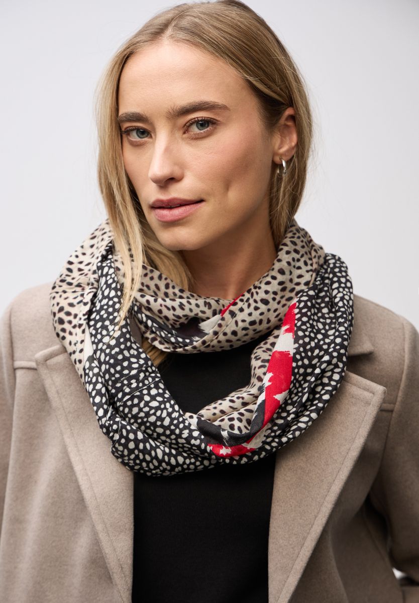 Gemusterter Loop Schal