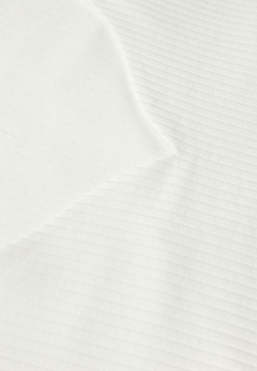 Shirt mit Herzausschnitt