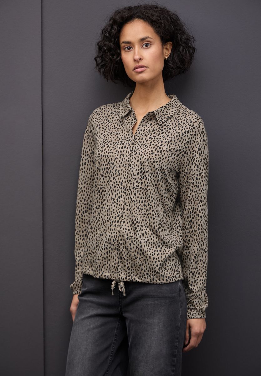 Leo-Shirt mit Hemdkragen