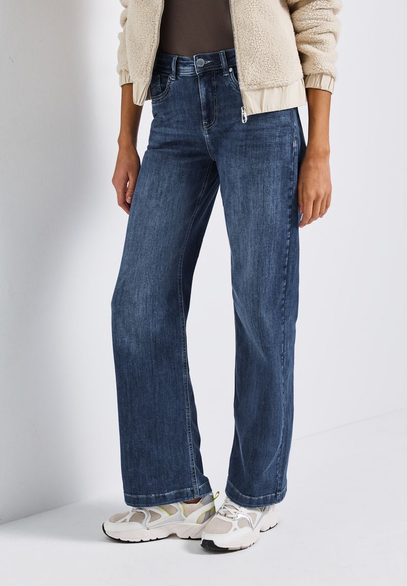 Wide Leg Jeans