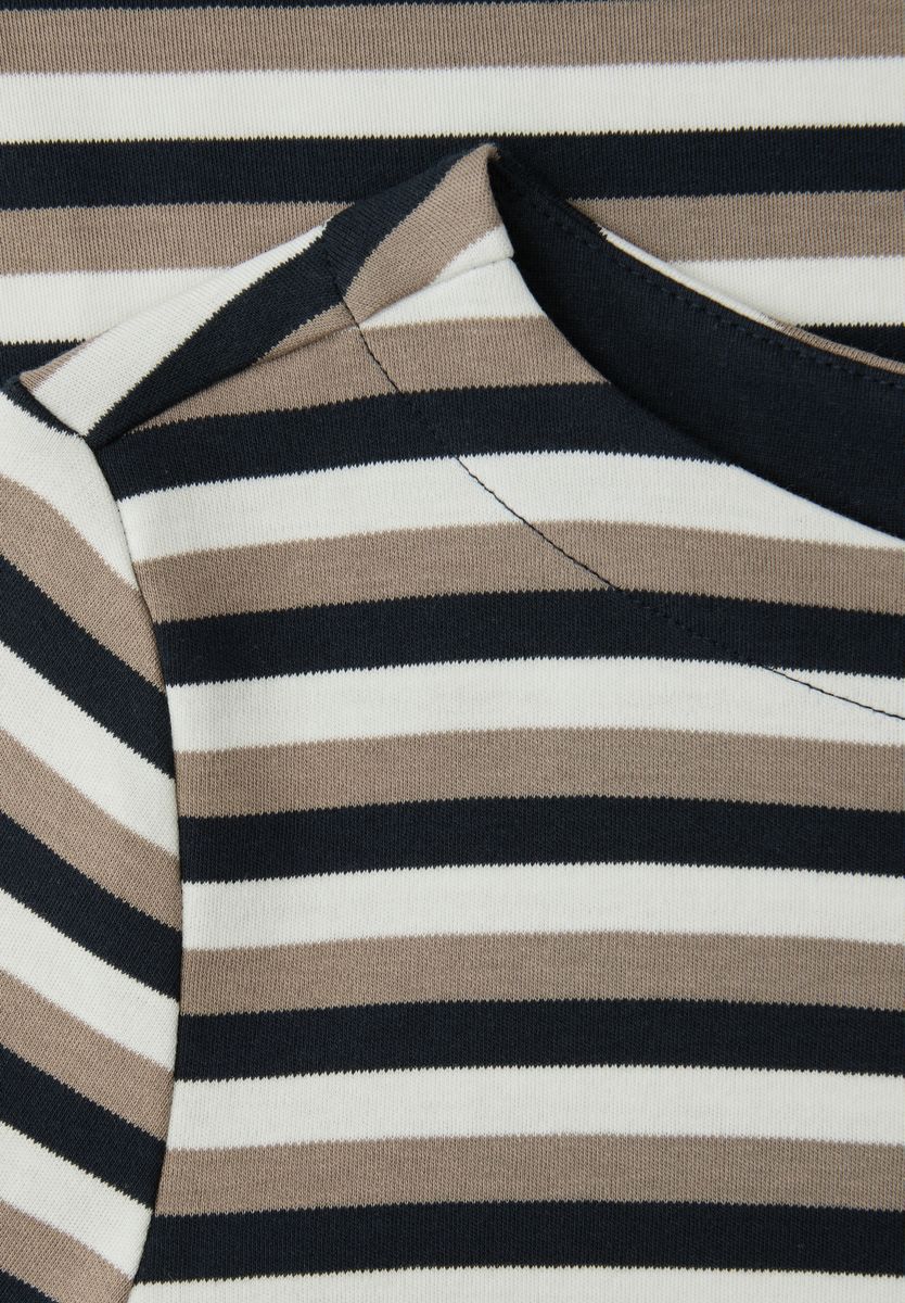 Gestreiftes Shirt