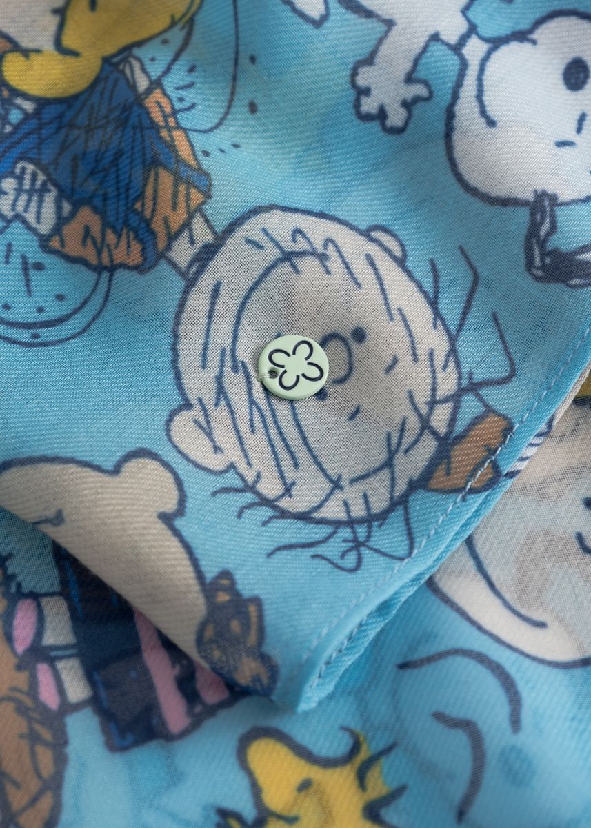 Peanuts Loop-Schal aus recyceltem Polyester mit Peanuts-Motiven