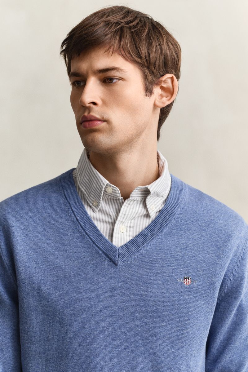 Klassischer V-Neck Pullover aus Baumwolle