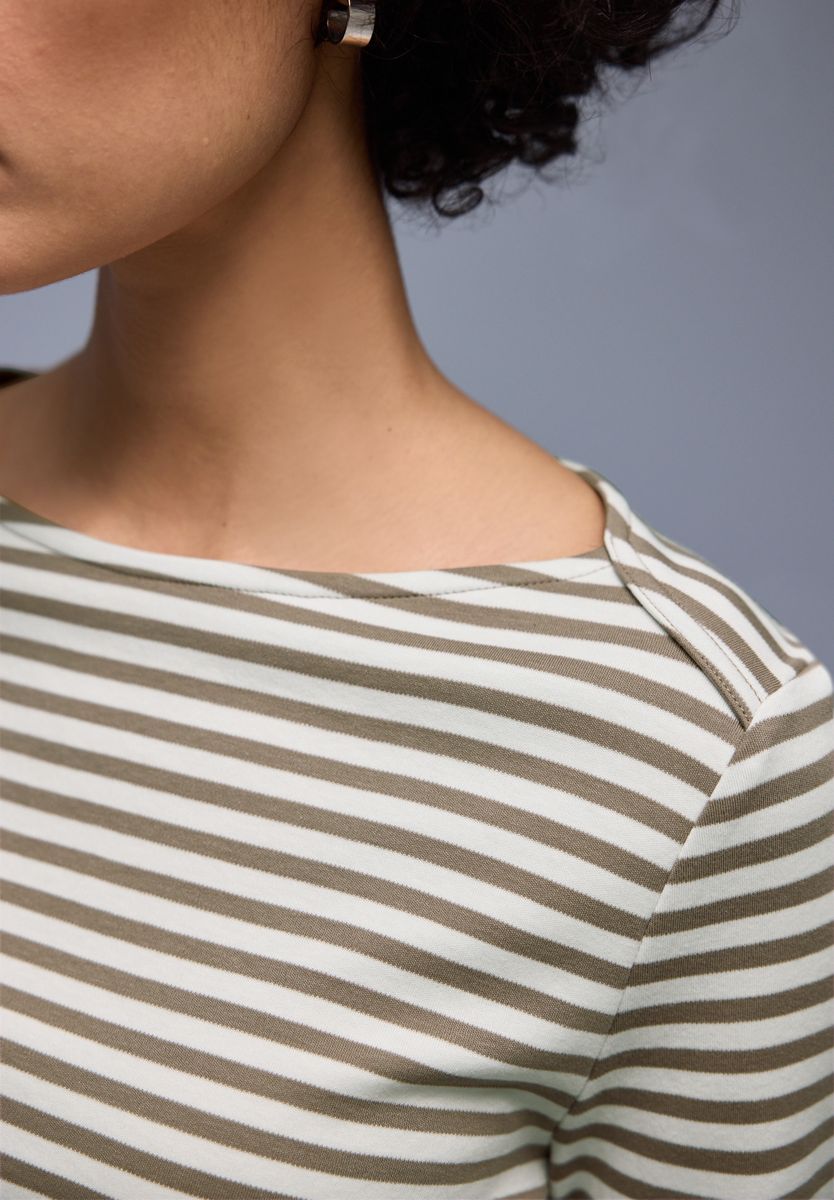 Gestreiftes T-Shirt