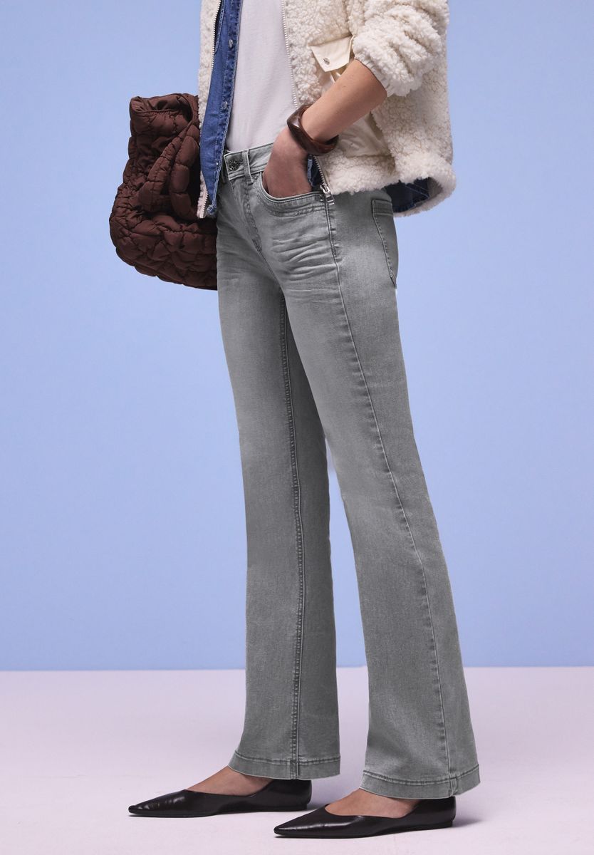Bootcut Jeans