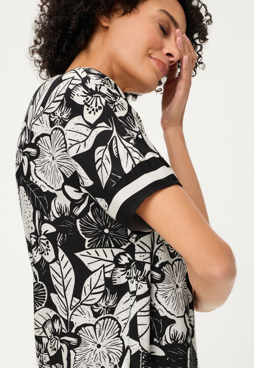 Blouse Woven Short Sleeves