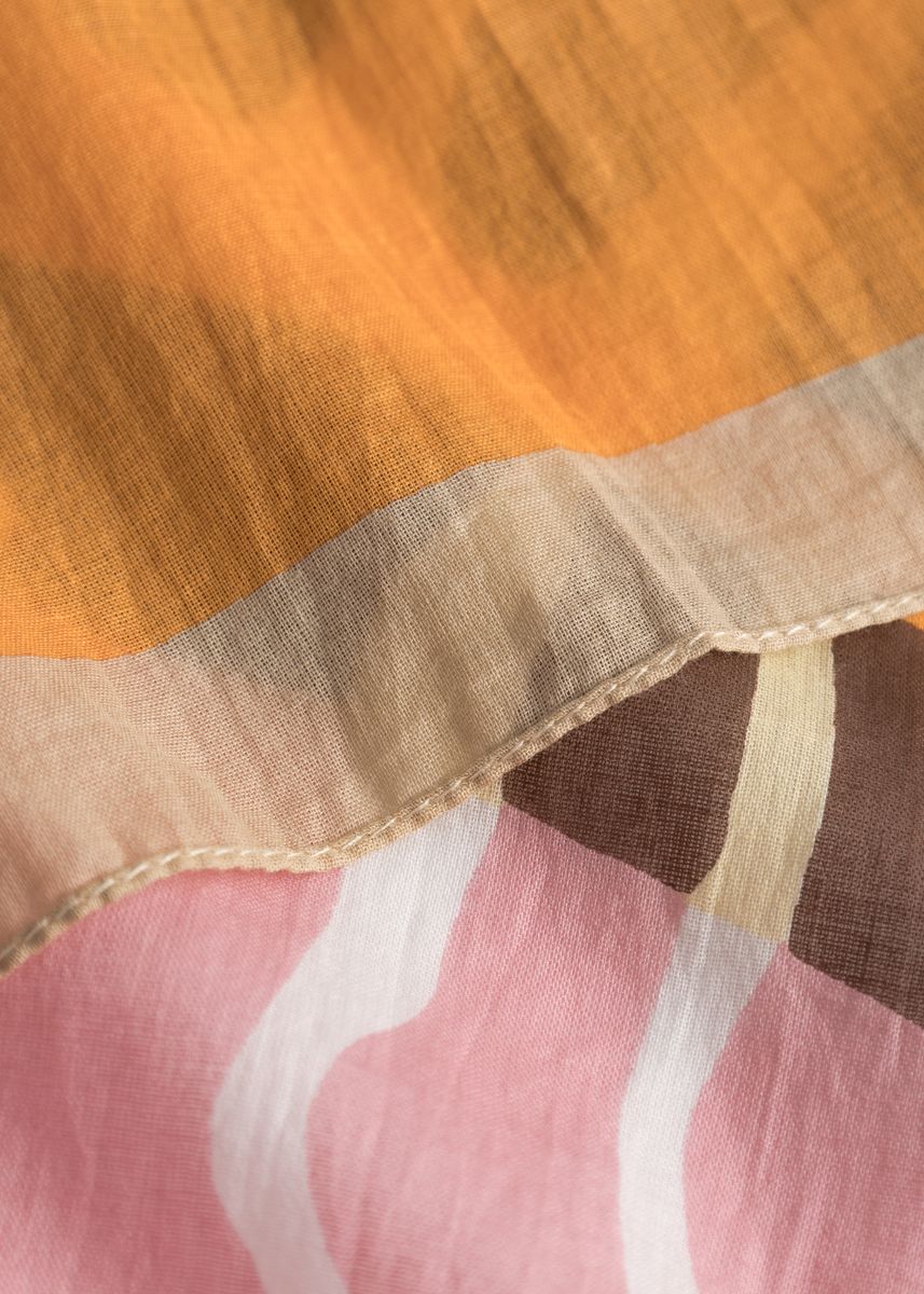 Schal aus organischer Baumwolle mit Muschel-Motiv