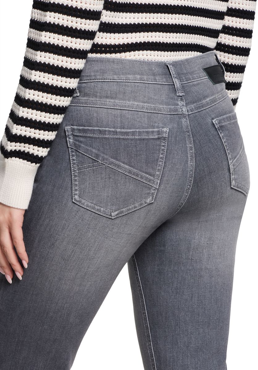 Basic-Jeans