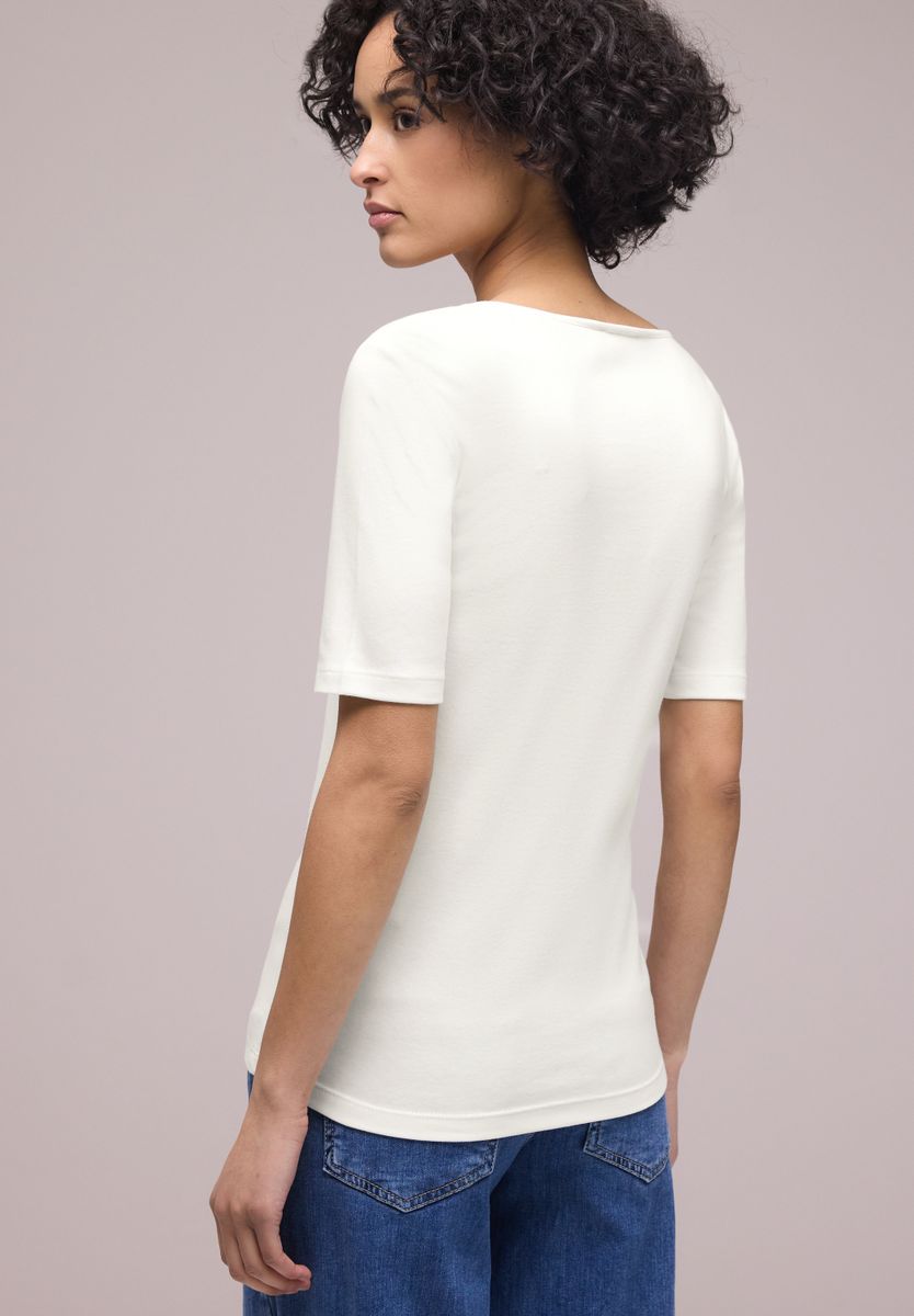 Basic T-Shirt mit Herzausschnitt