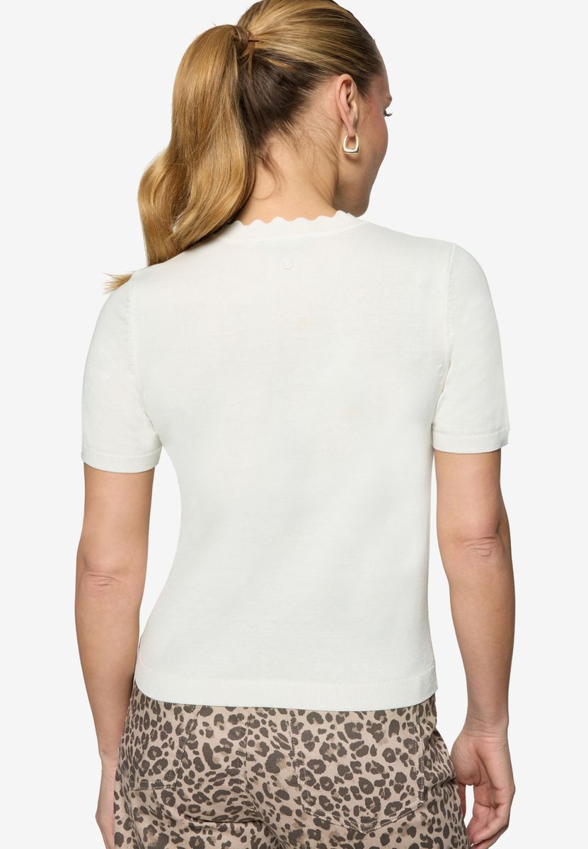 Kurzarmpullover mit Wellensaum