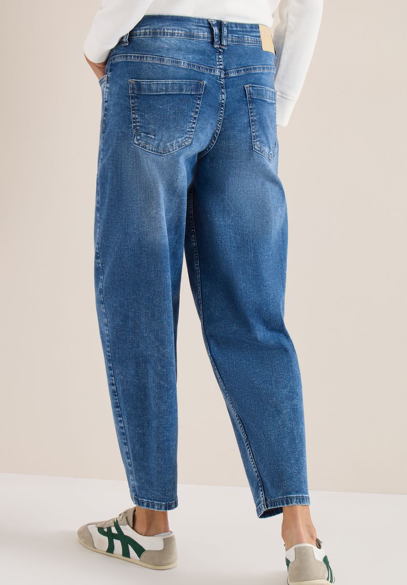 High Waist Barrel Leg Jeans im Loose Fit