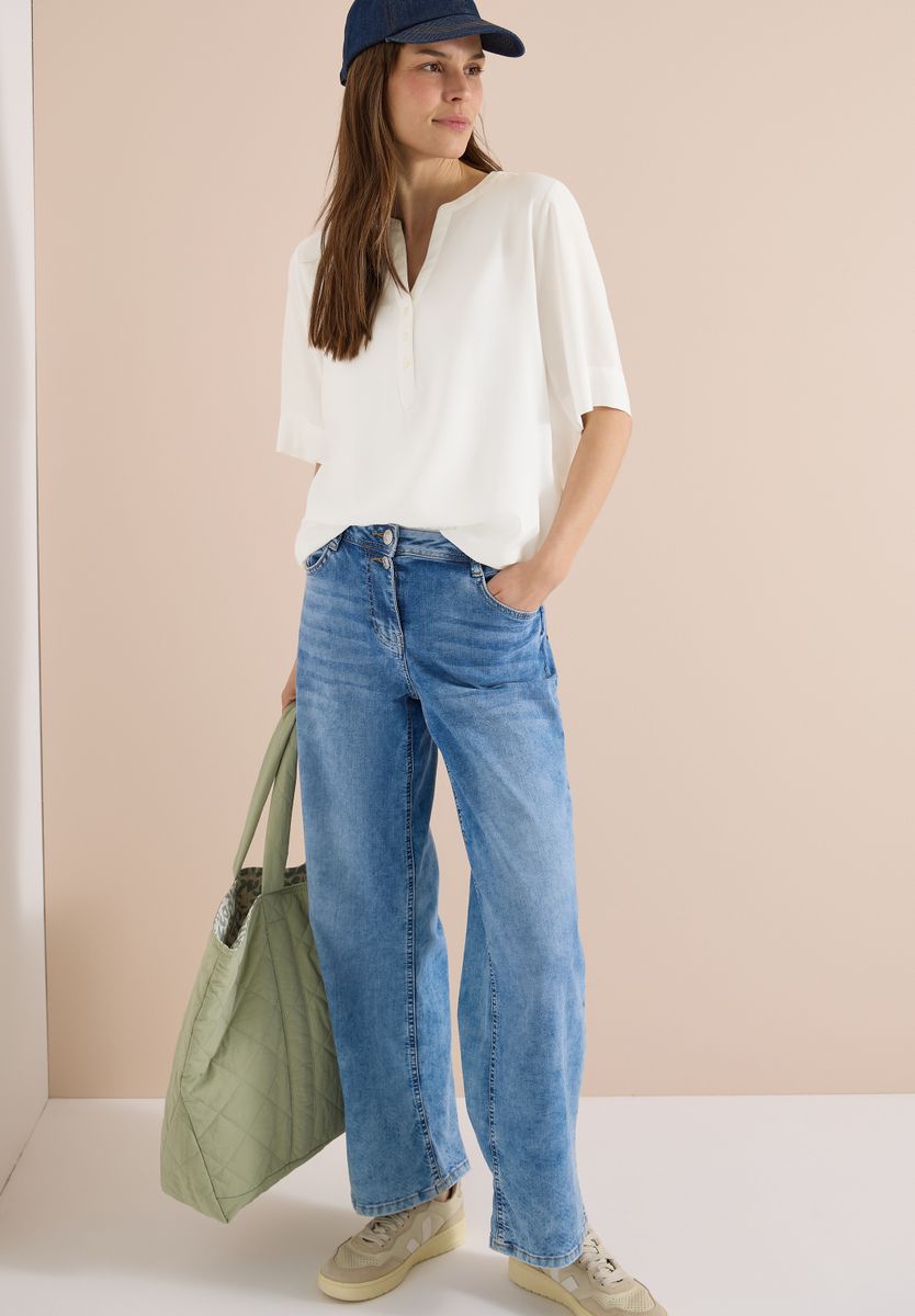 Kurzarm Bluse mit Split Neck