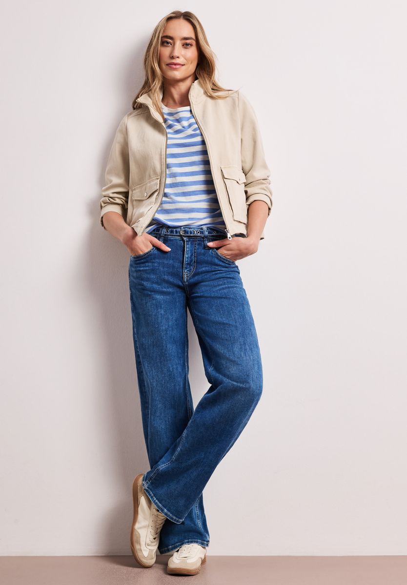 T-Shirt mit Rundhals und Knopfdetail