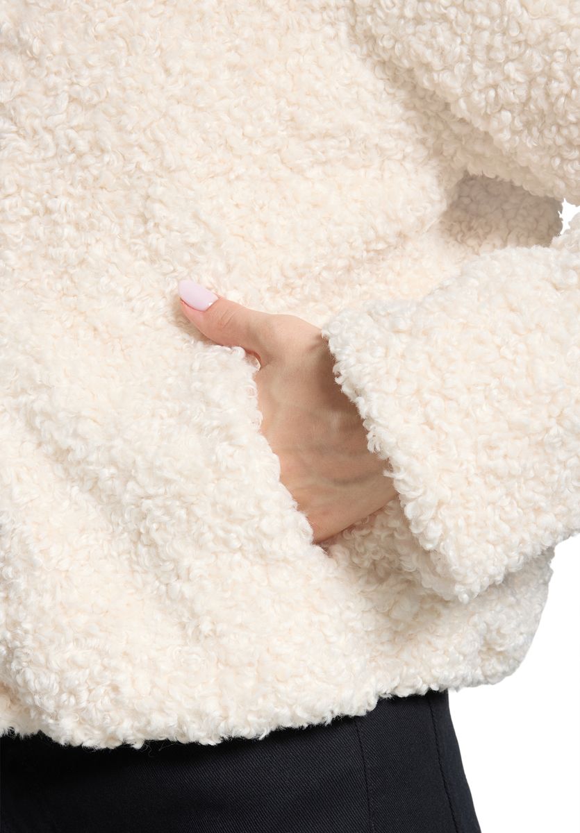 Plüschjacke