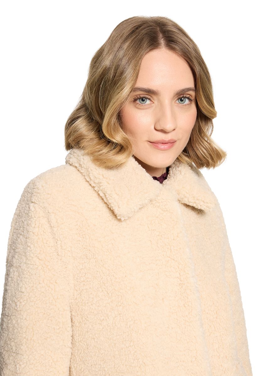 Plüschjacke