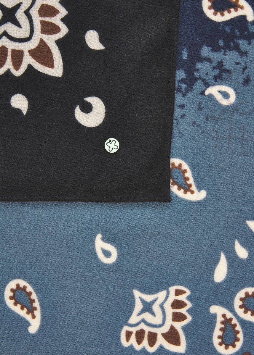 Weiches Tuch mit Paisley-Muster