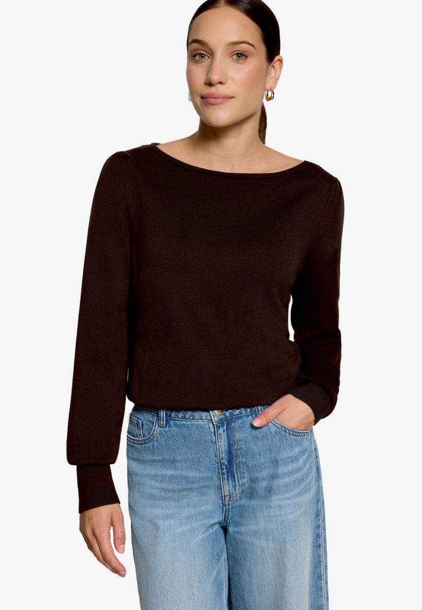 Feinstrickpullover mit U-Boot Ausschnitt
