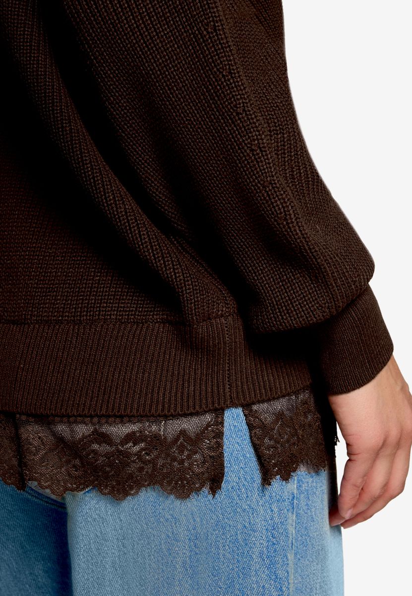 Strickpullover mit Spitzenkante