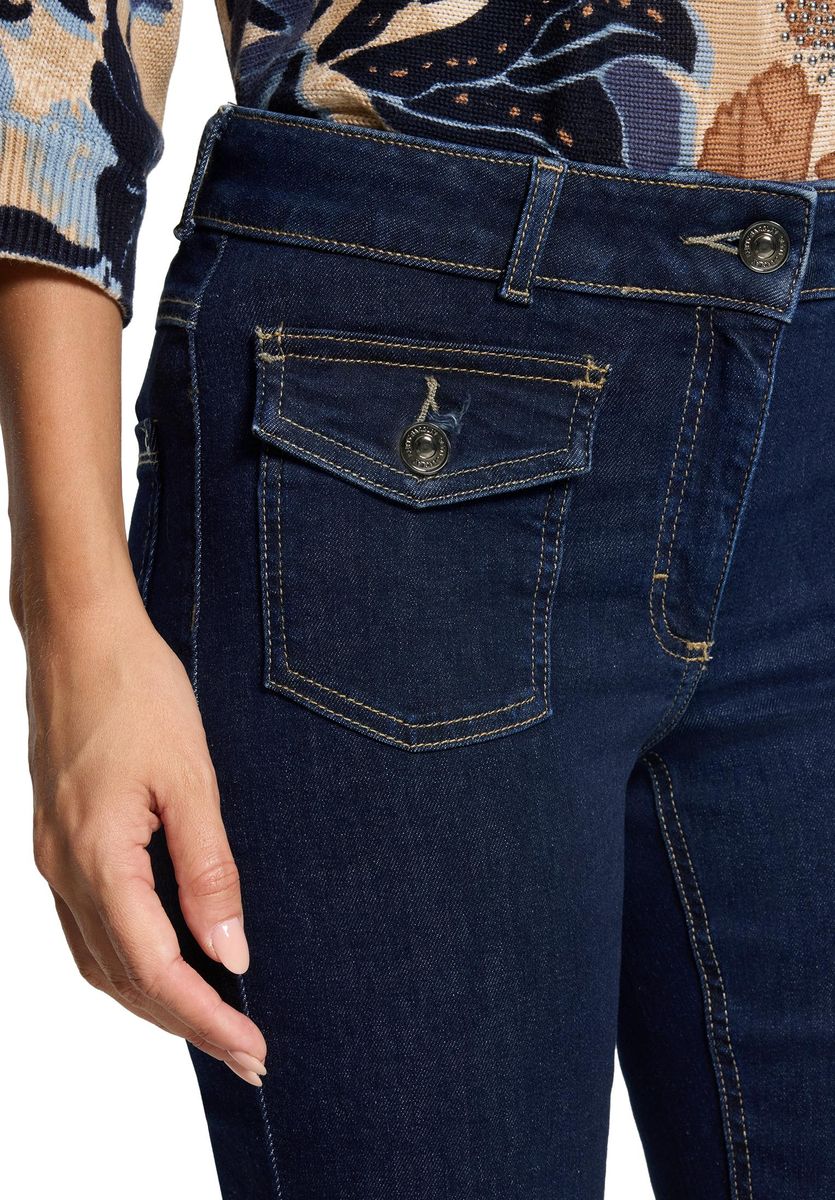 Flared Cut-Jeans