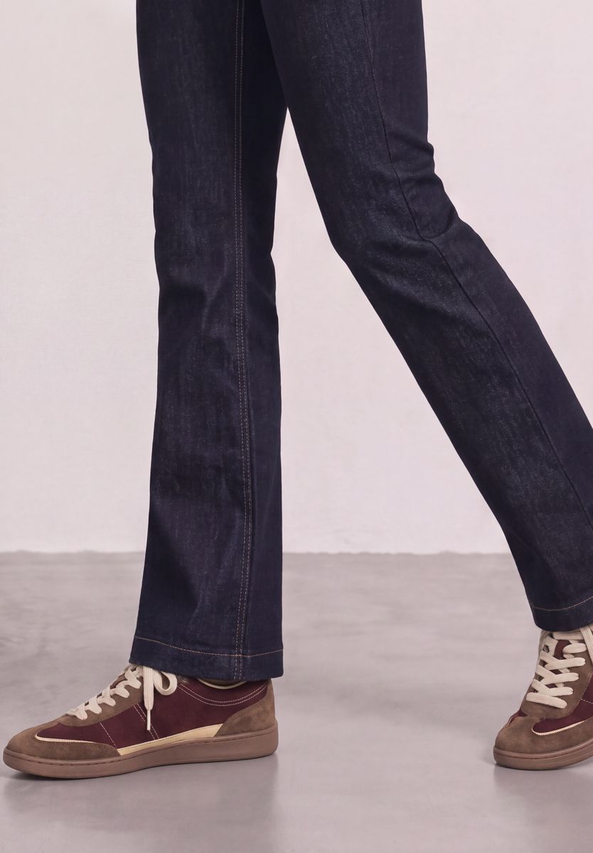 High Waist Bootcut Jeans im Slim Fit