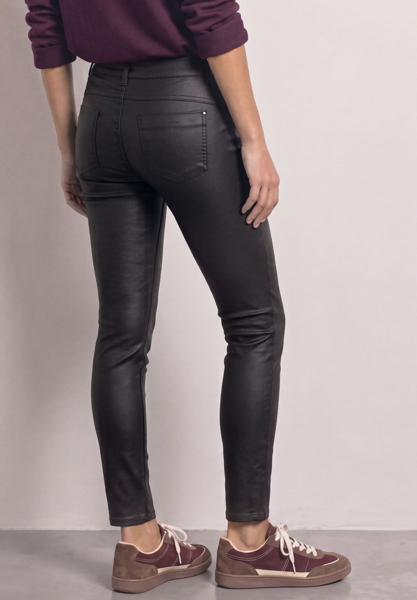 Mid Waist Hose im Slim Fit in Leder-Optik