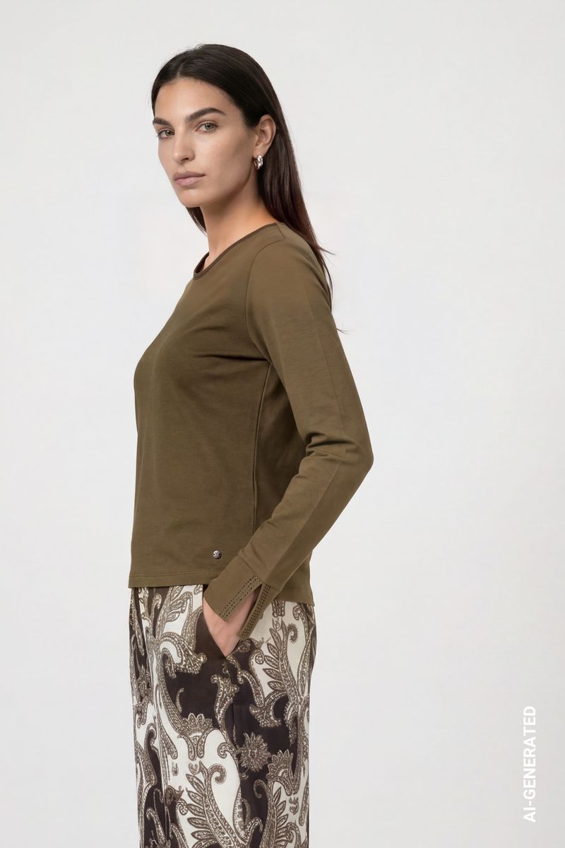 Langarmshirt mit Strassdetails
