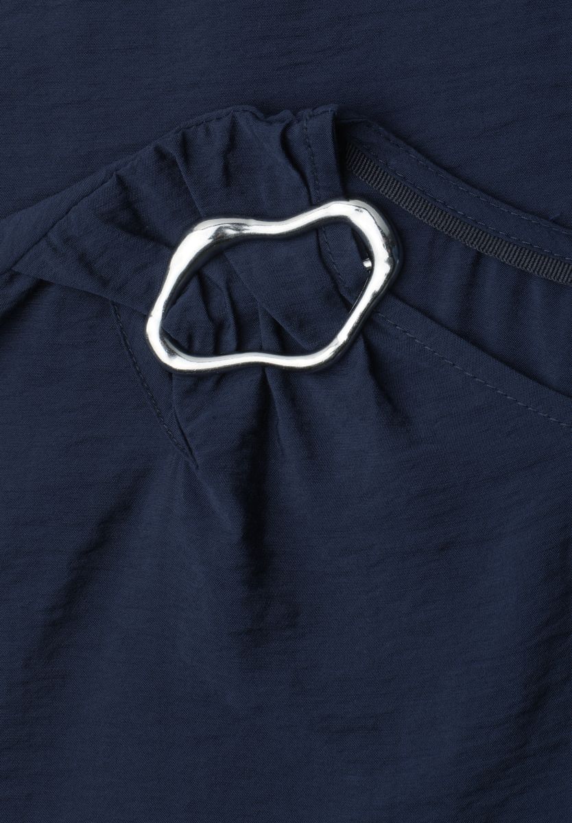 Blusenshirt mit Rundhals und Schnallendetail
