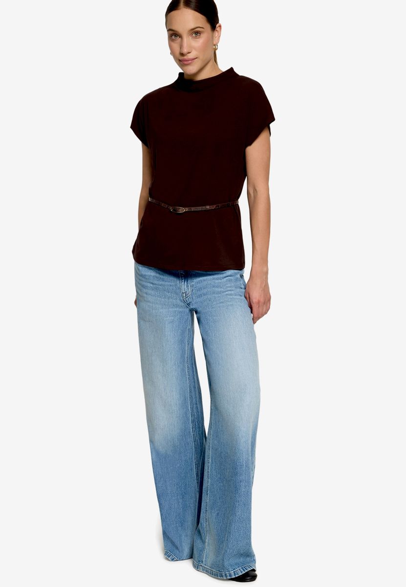T-Shirt mit Gürtel