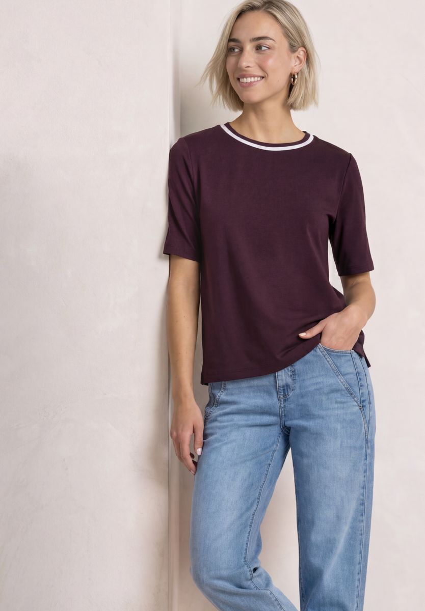 T-Shirt mit Rundhals und Kontrastdetail