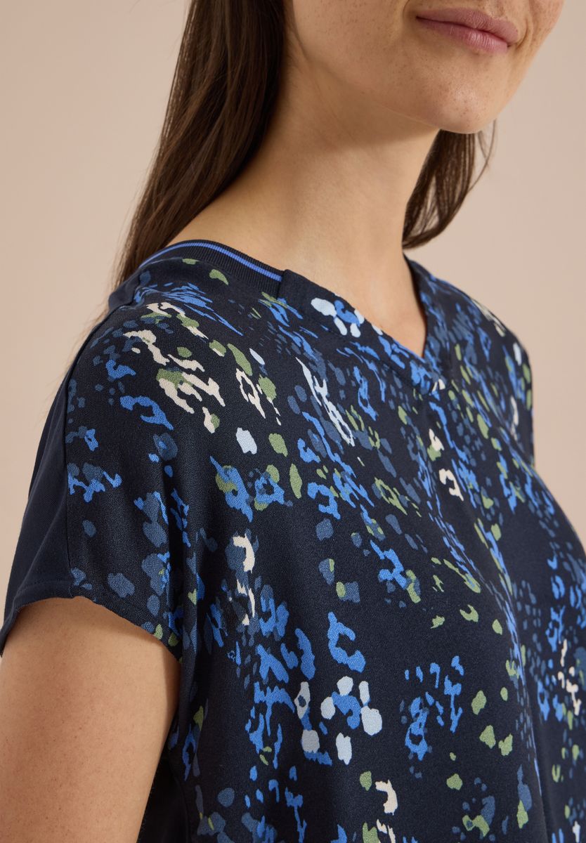 Kurzarm Blusenshirt mit Strukturmix