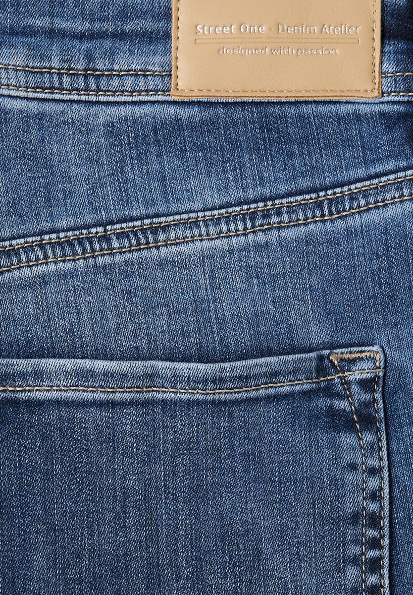 Relaxed Barrel Leg Jeans im Loose Fit
