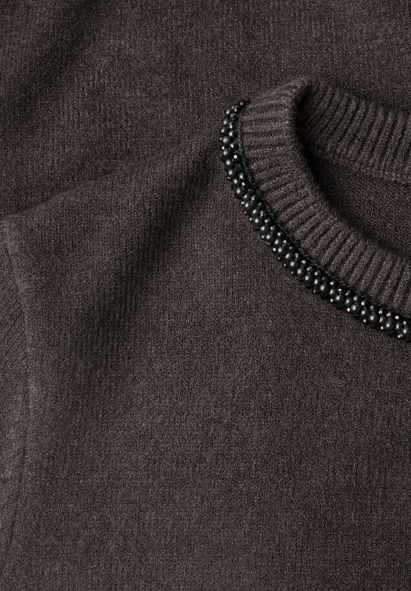 Kurzarm Pullover mit Schmuckdetail