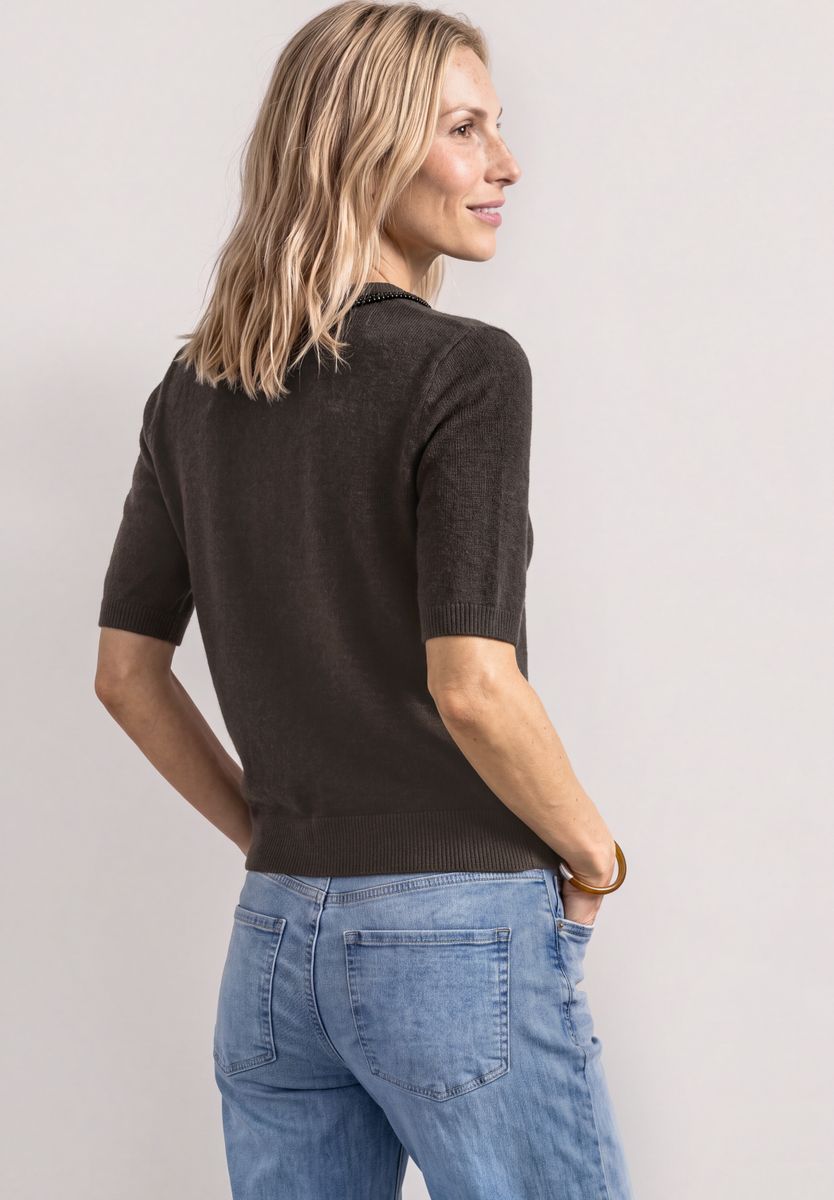 Kurzarm Pullover mit Schmuckdetail