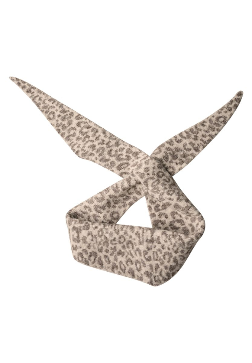 Jacquard Dreiecksschal mit Leo-Muster