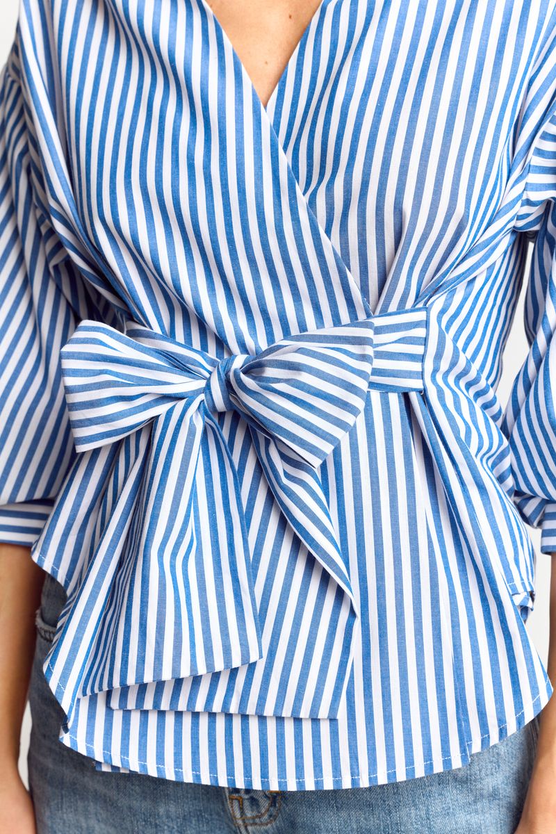 Striped blouse with puffed sleeves organic