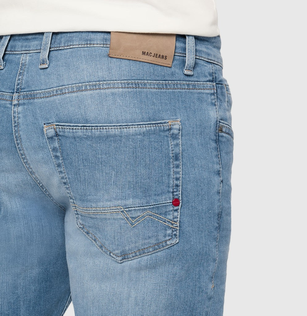 MAC Jeans Arne Pipe Workout Light Blue Authentic Wash Blau – Ansicht 4