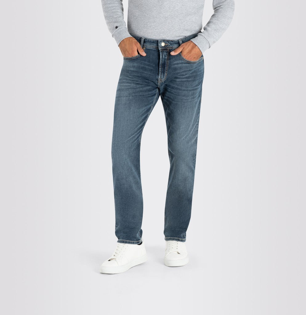MAC Jeans Jog'n Light Sweat Nightblue Authentic Wash Blau – Ansicht 3