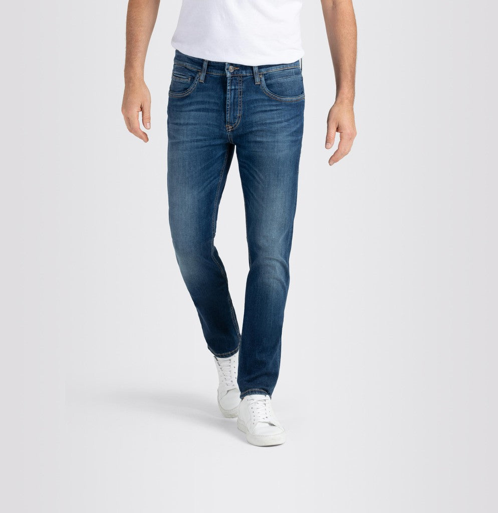 MAC Jeans Arne Pipe Workout Blau – Ansicht 3