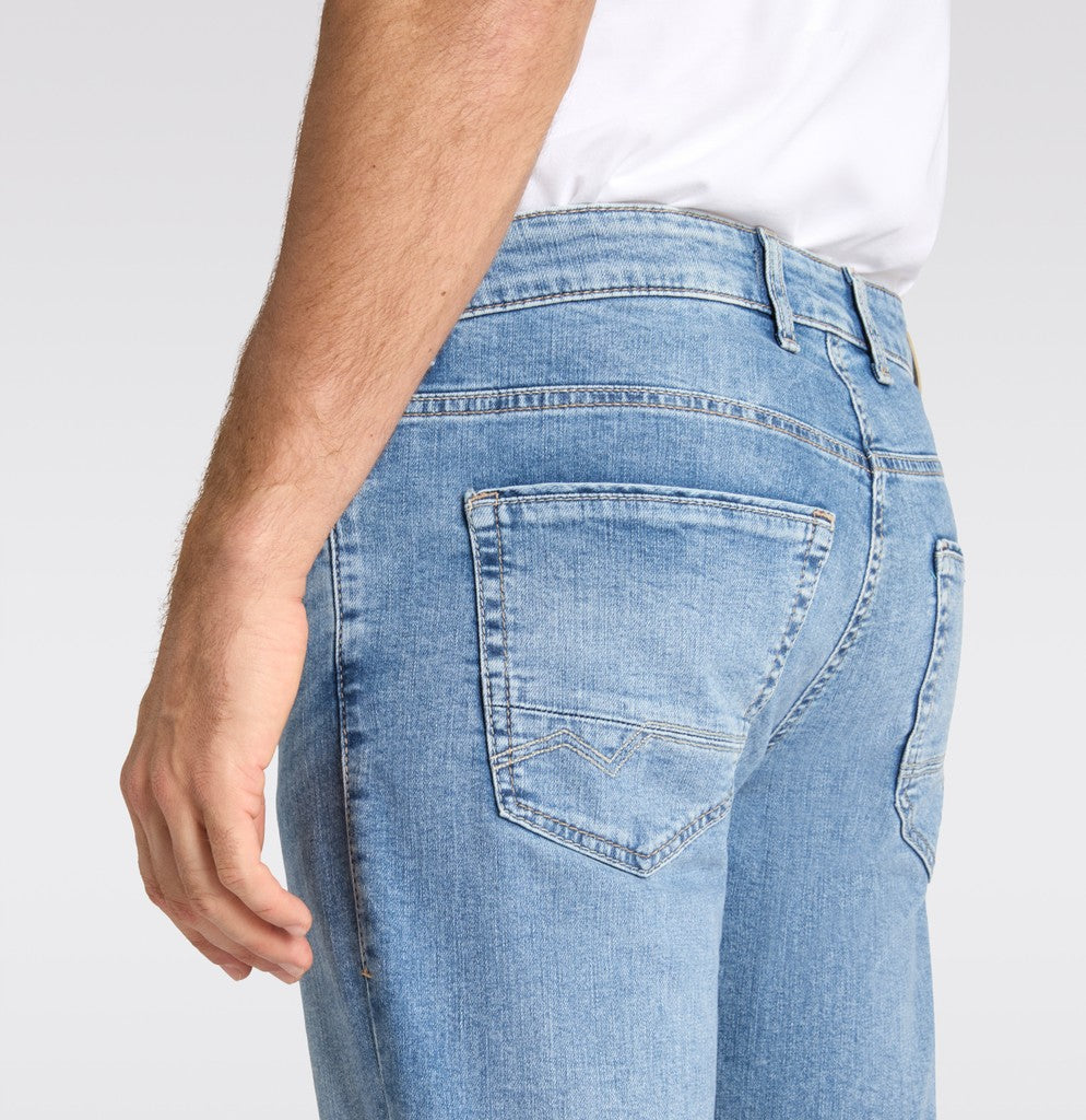 MAC Jeans Arne Pipe Workout Blau – Ansicht 4