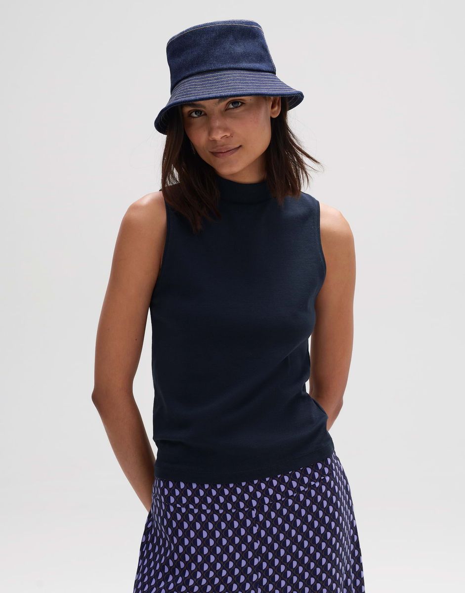 Asemi hat