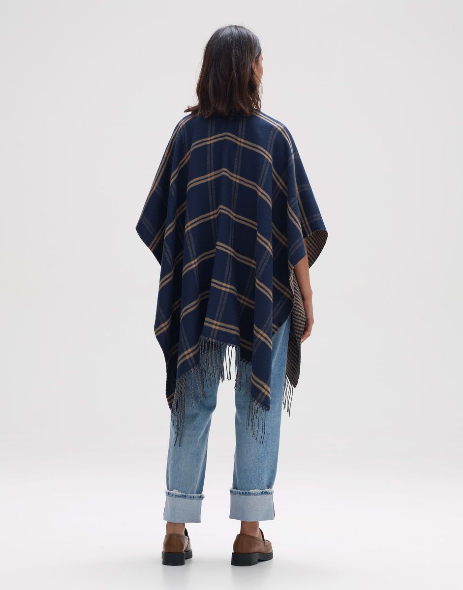 Atona cape