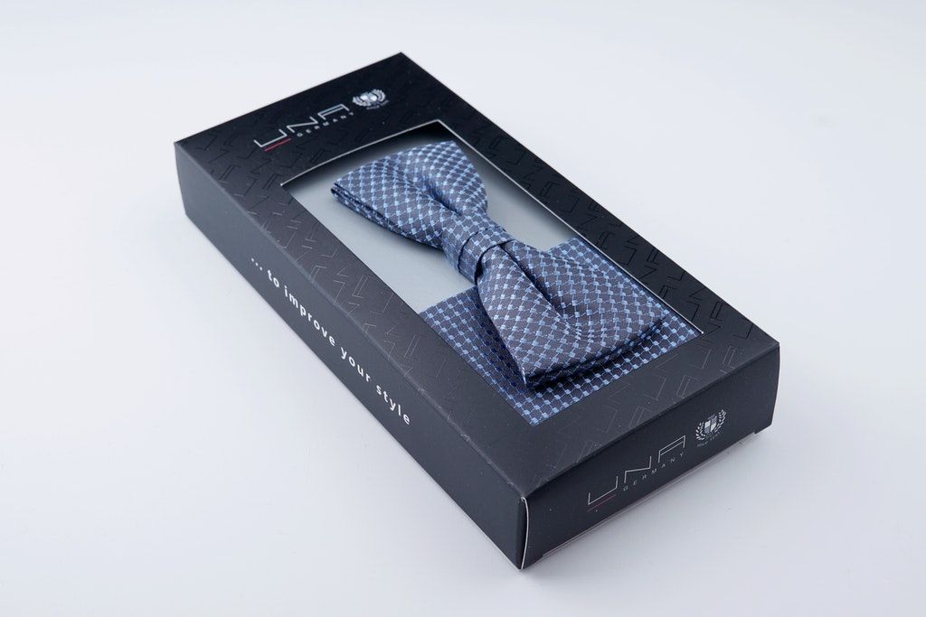 Schleife Seide Quattro mit Tuch i.K.