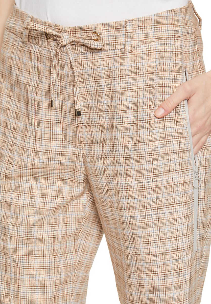 Karo-Hose