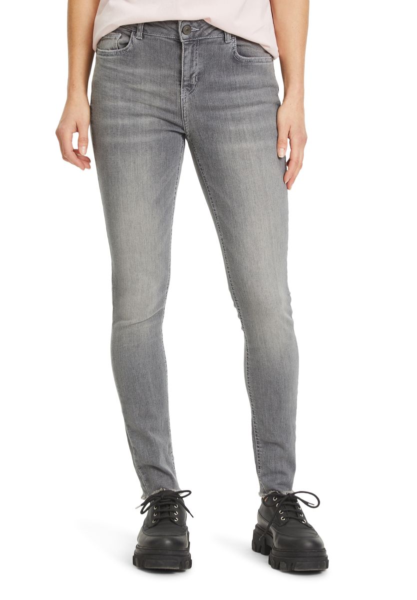 Modern fit jeans