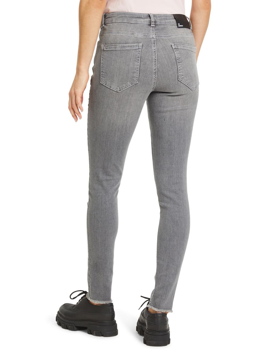 Modern fit jeans