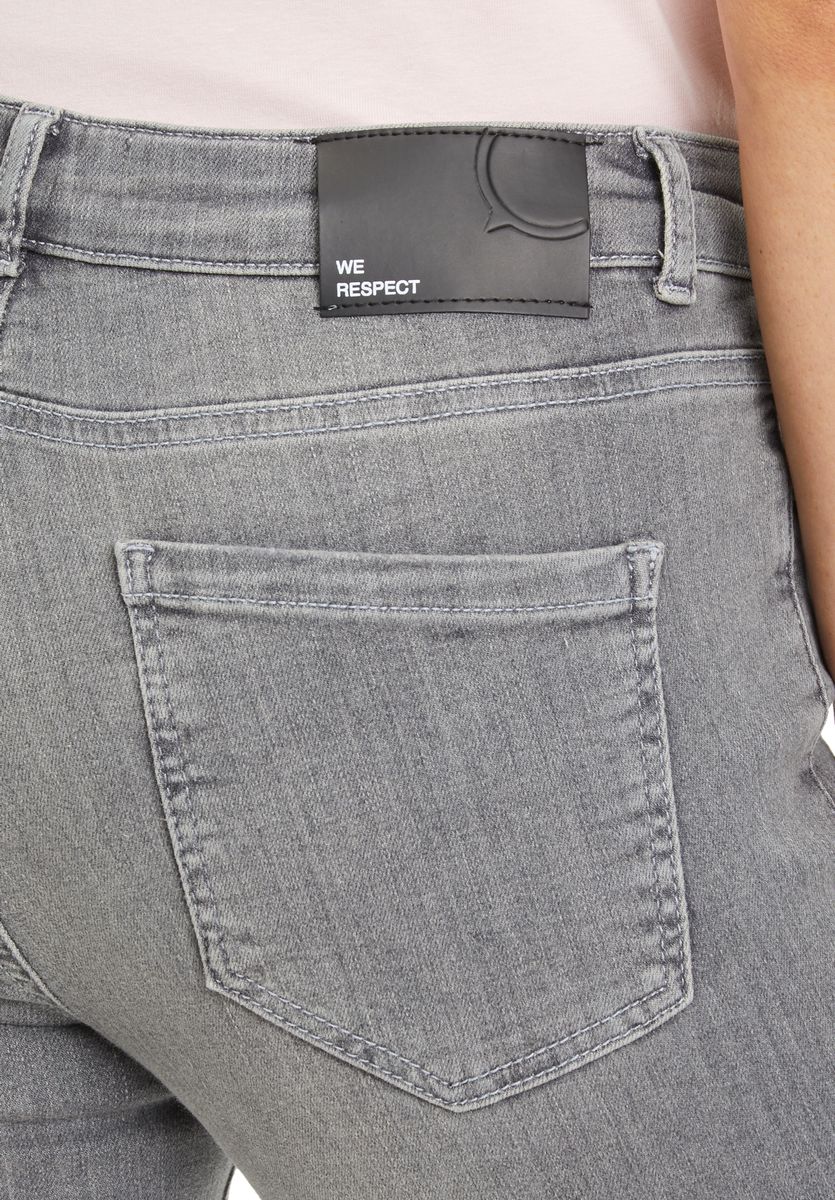 Modern fit jeans
