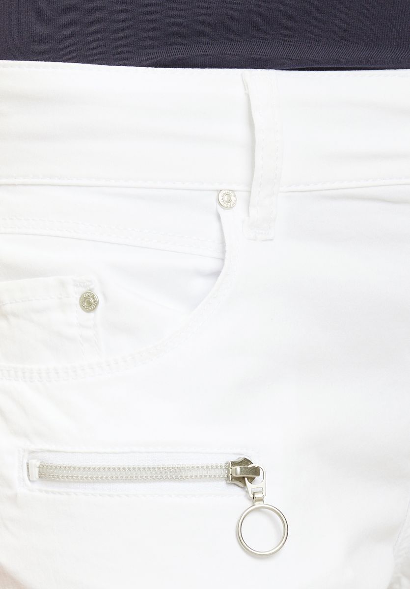 Modern fit jeans