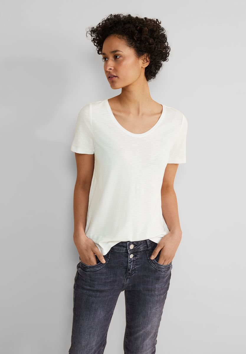 Basic T-Shirt