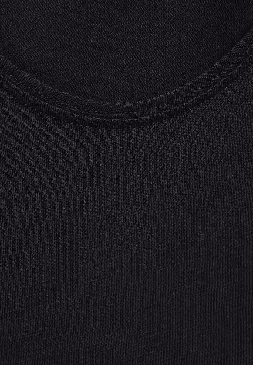 Basic T-Shirt